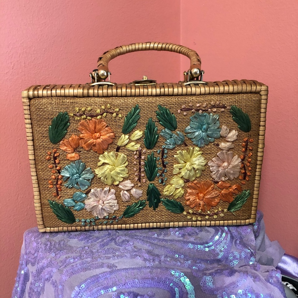 Vintage 50s 60s woven floral Basket Bag